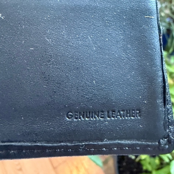 Black Leather Bifold Mens Wallet ~ Super Soft and Thin - Picture 4 of 8